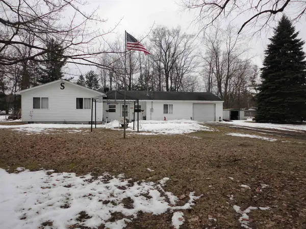 342 Lincoln, Lake, MI 48632