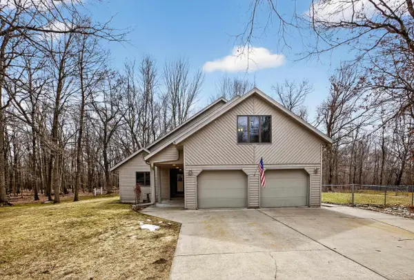 1636 E Siebert, Midland, MI 48642