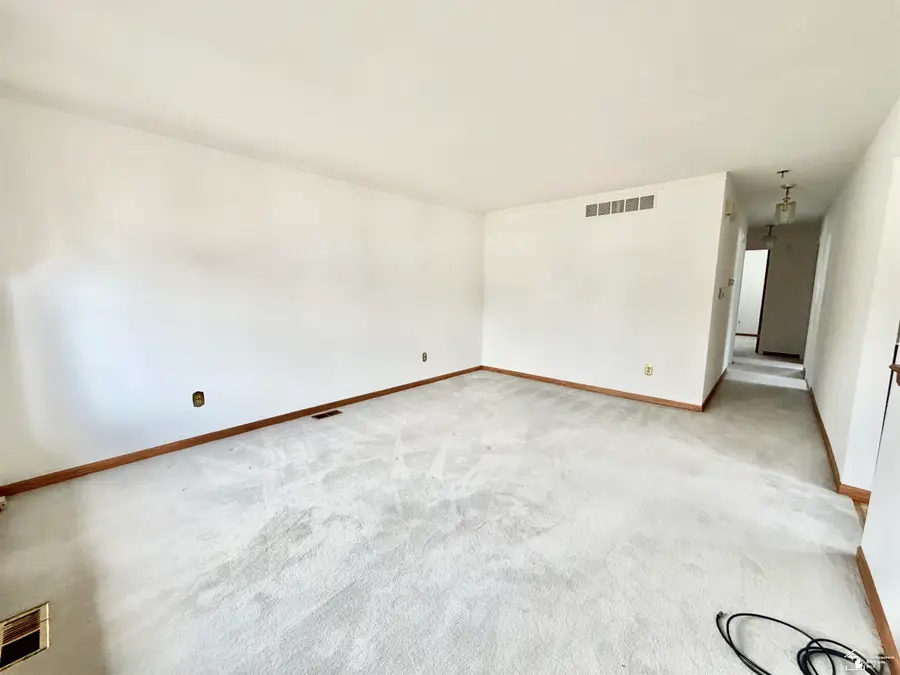 25920 Reeck, Trenton, MI 48183 - #2