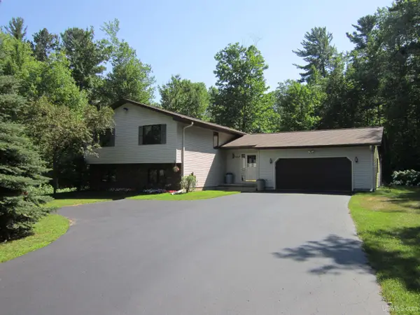 440 Reservoir, Marquette, MI 49855