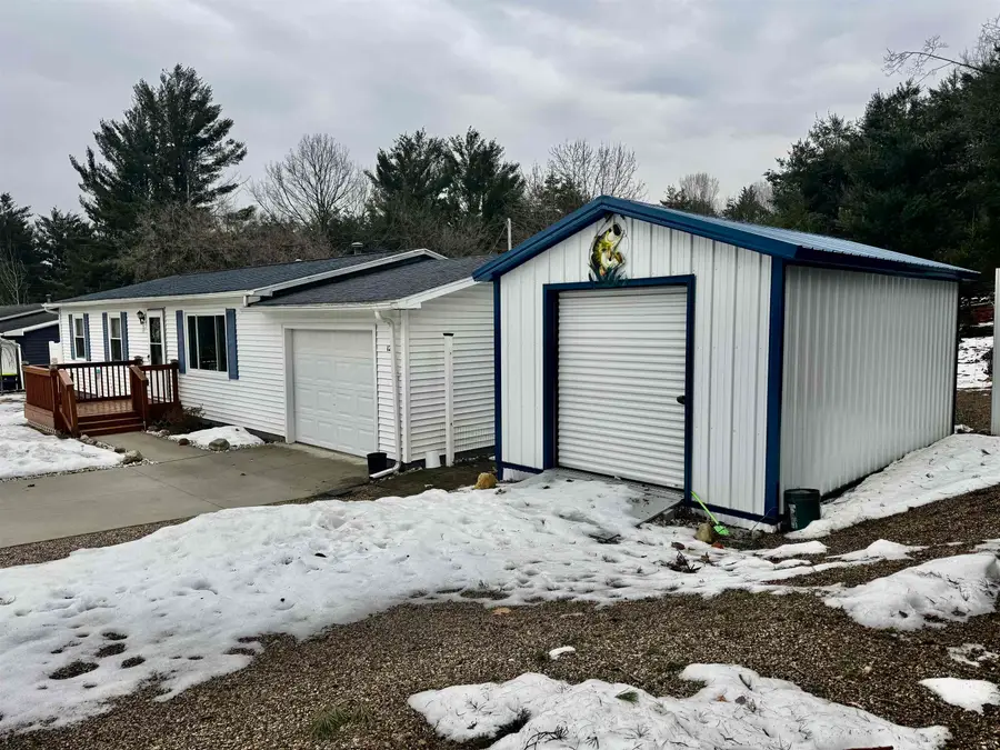 128 Bond, Harrison, MI 48625 - #3