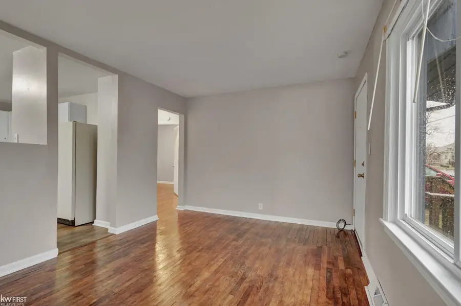 2068 E Boatfield, Burton, MI 48529 - #2