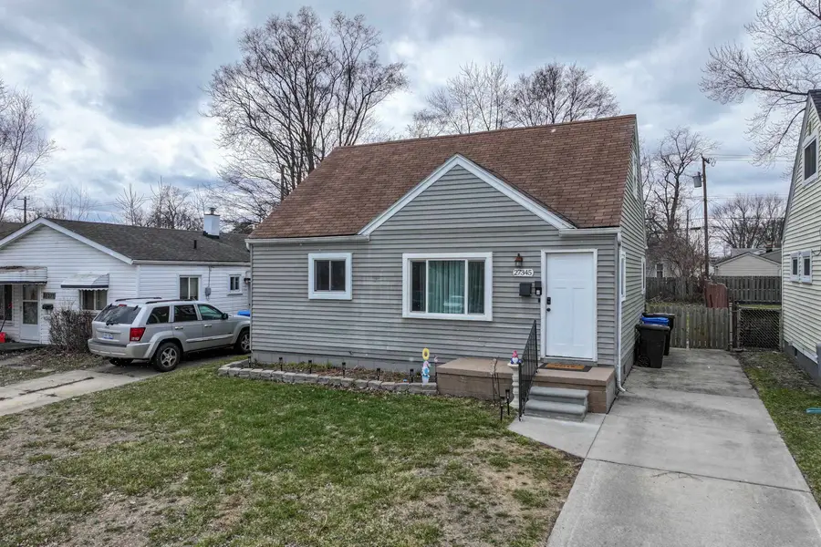 27345 Palmer Blvd, Madison Heights, MI 48071 - #3