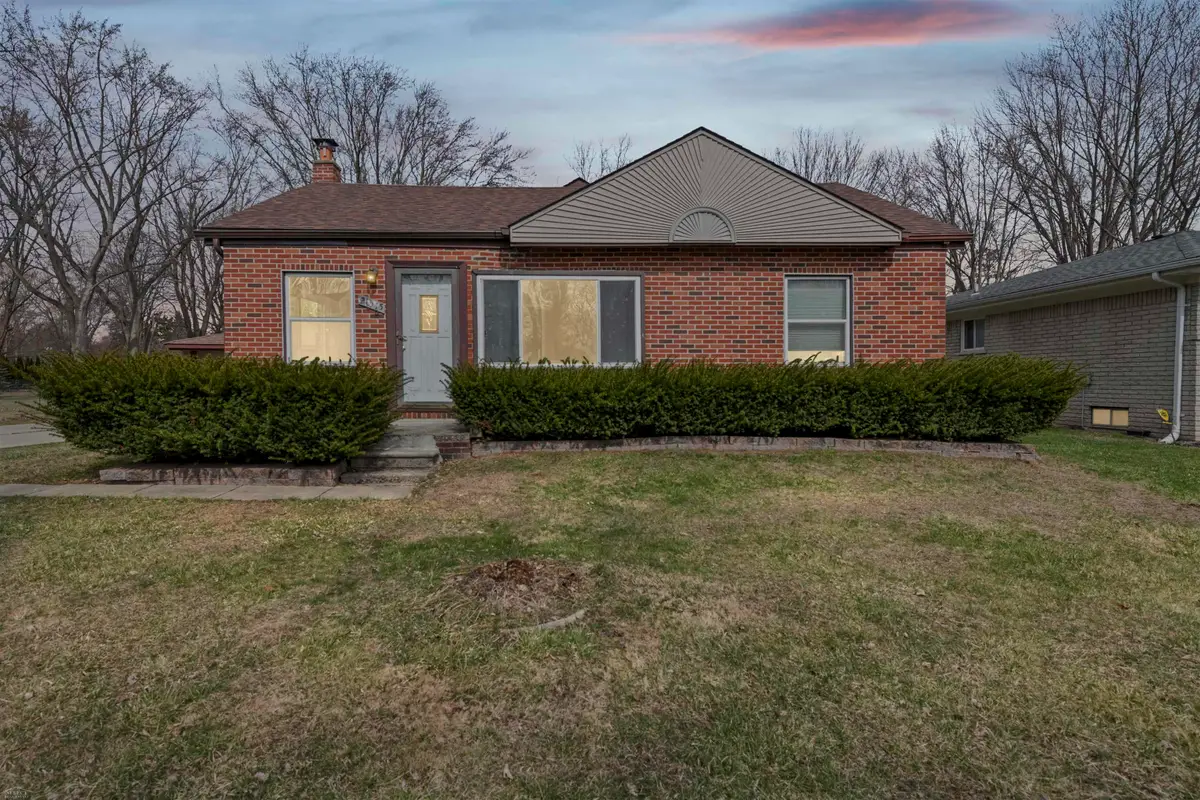 26595 Hickler, Harrison Township, MI 48045 - #1