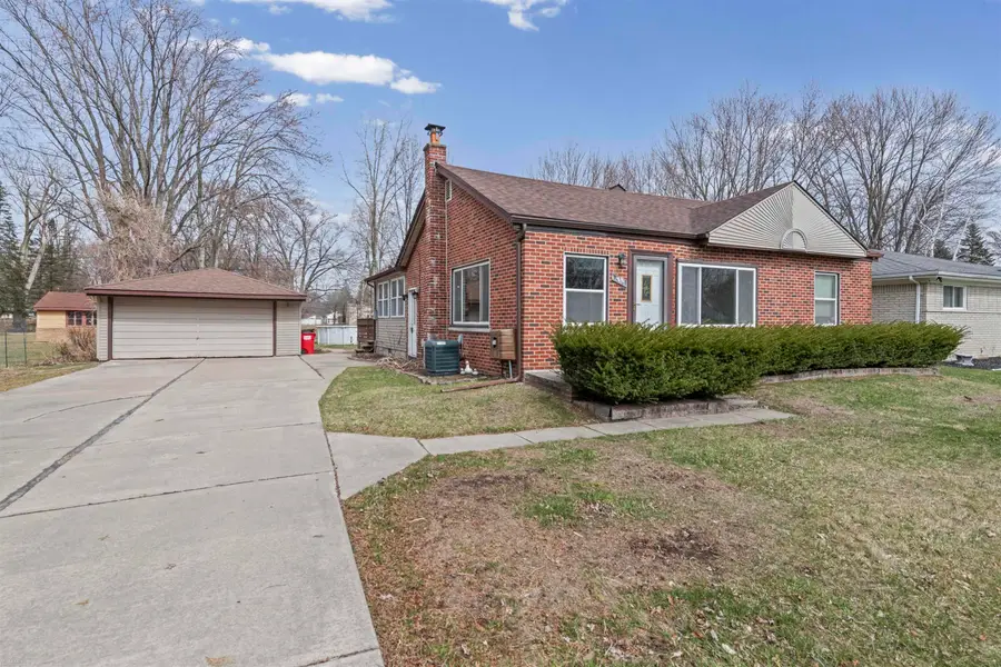 26595 Hickler, Harrison Township, MI 48045 - #2