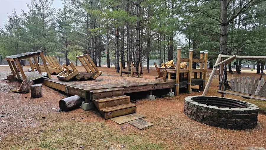 5421 Winchester, Gladwin, MI 48624 - #3