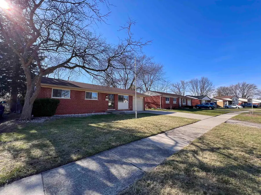 12012 Burtley, Sterling Heights, MI 48313 - #3