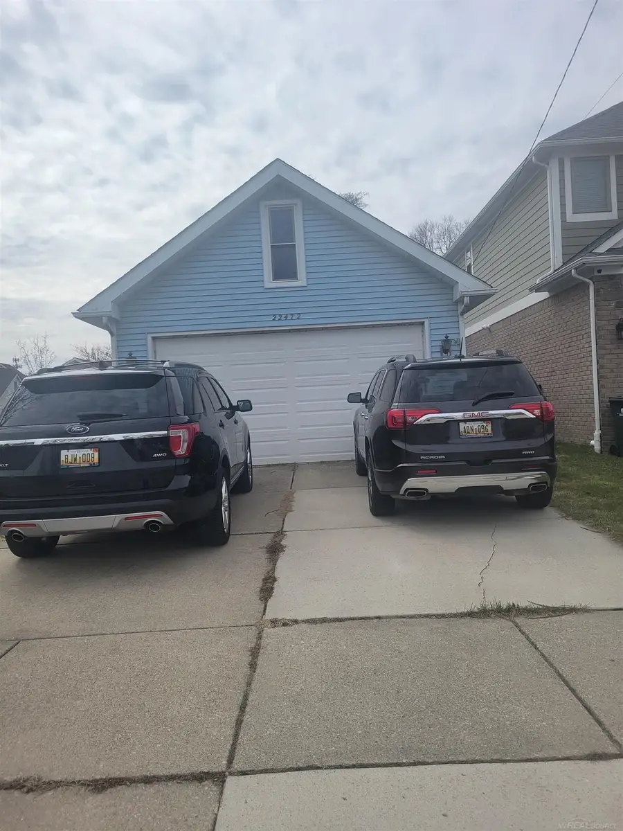 22472 Maple, Saint Clair Shores, MI 48081 - #2