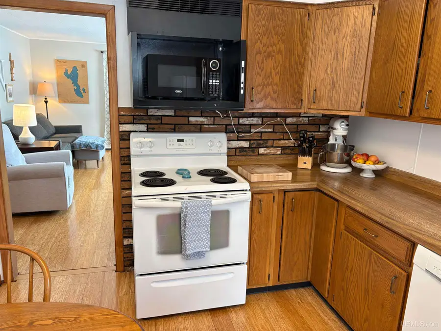 111 E Ash, Ironwood, MI 49938 - #3