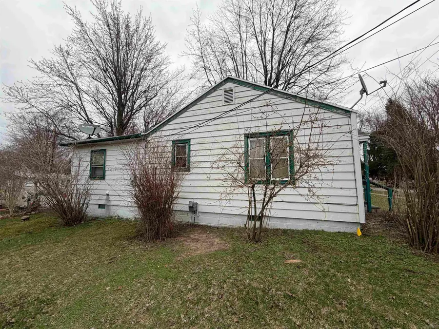 215 Elmwood, Hartford, MI 49057 - #3