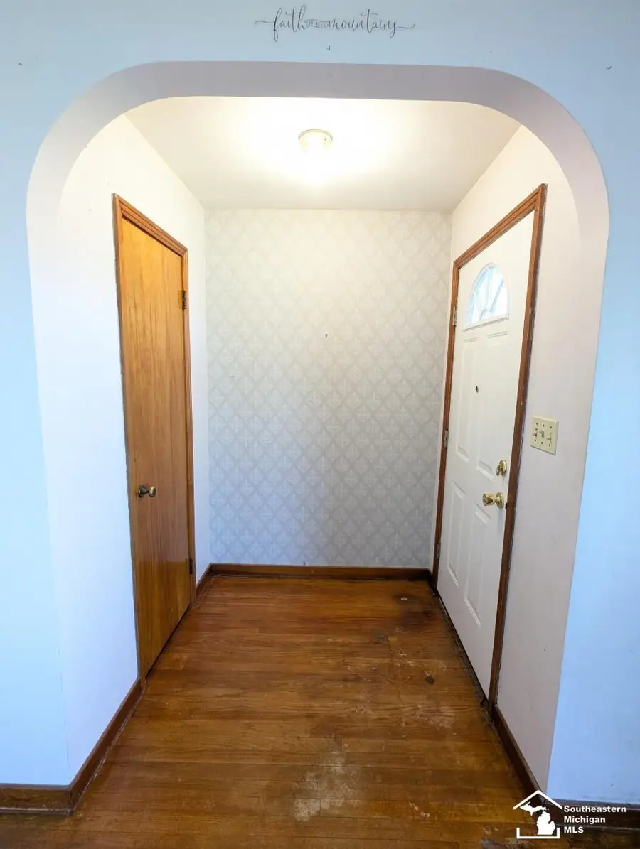 775 Stewart, Monroe, MI 48162 - #3