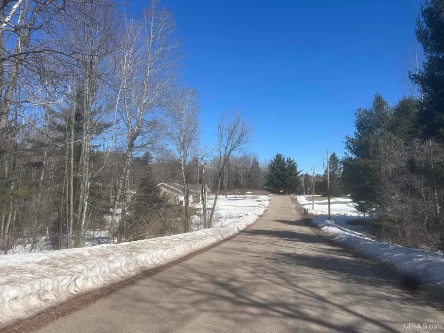 240 S Jackson, Kingsford, MI 49802 - #2