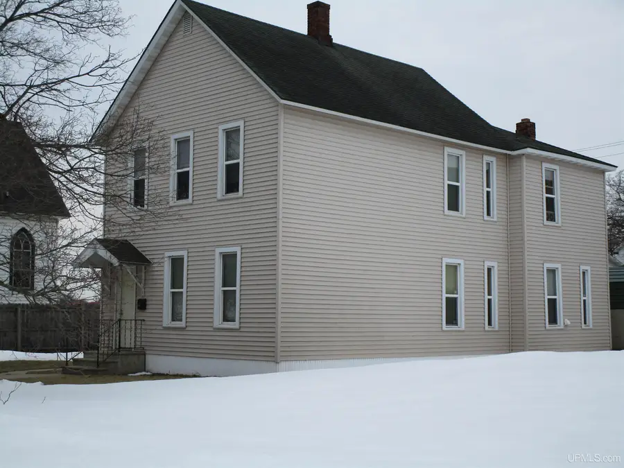307 N 15th, Escanaba, MI 49829 - #2