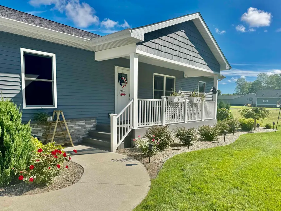 233 Red Oak, Beaverton, MI 48612 - #3