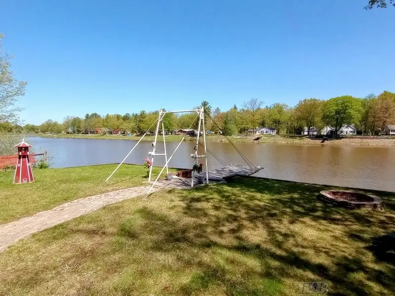 519 E Sun Oil, Gladwin, MI 48624 - #2