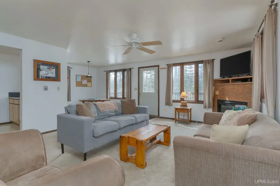 104 Sleepy Hollow, Iron River, MI 49935 - #3