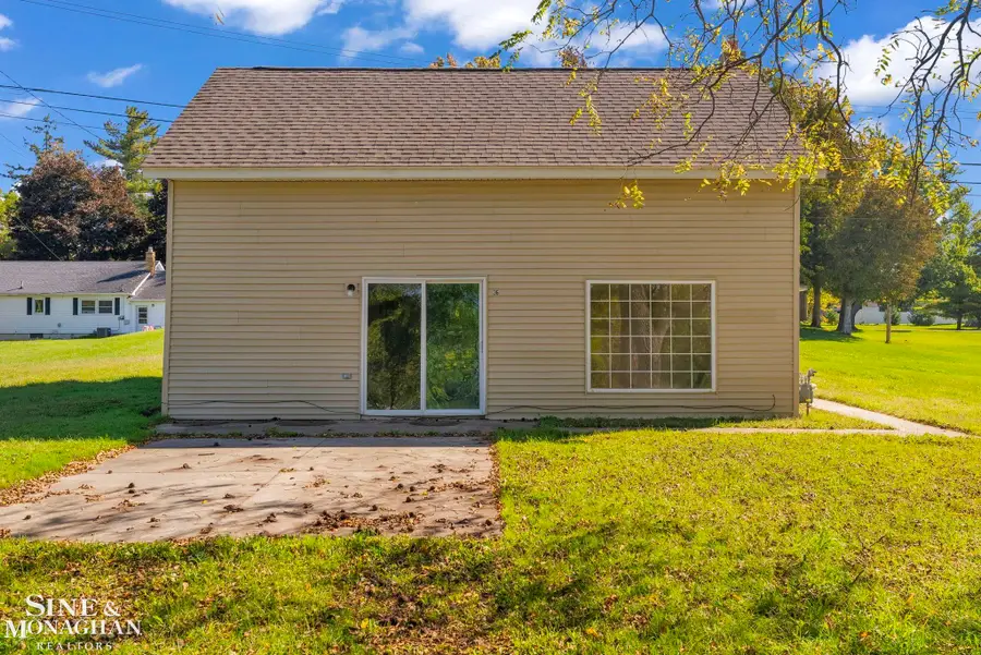 36 N Arthur, Carsonville, MI 48419 - #2