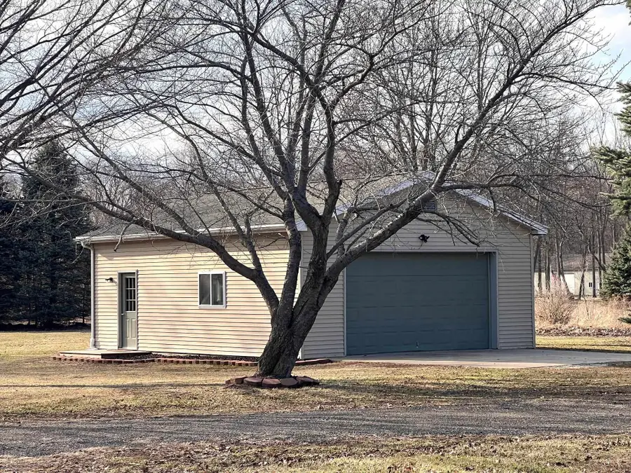 4740 S Francis, Saint Johns, MI 48879 - #3