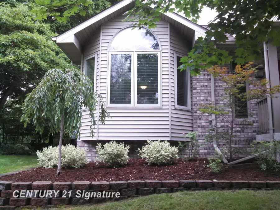 5808 Lantern, Midland, MI 48642 - #3