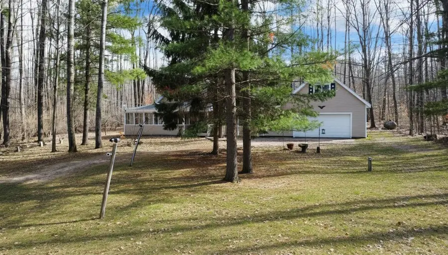 8420 E Stockwell, Harrison, MI 48625 - #3