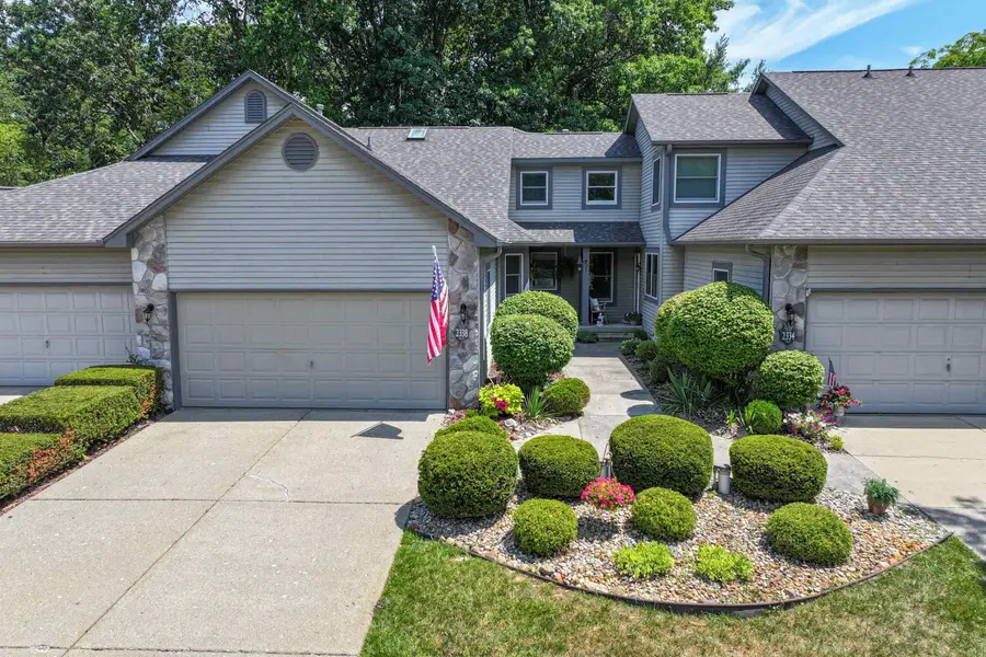2338 Golden Pond, Fenton, MI 48430 - #3