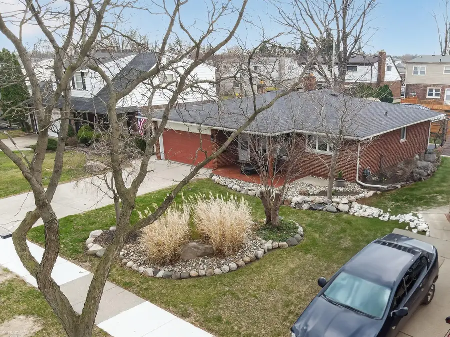 13154 Leech, Sterling Heights, MI 48312 - #3
