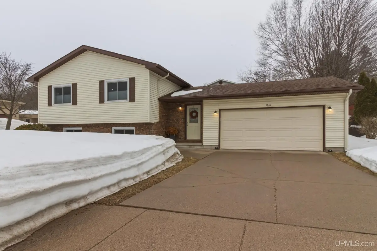 1860 Heikkala, Marquette, MI 49855 - #1