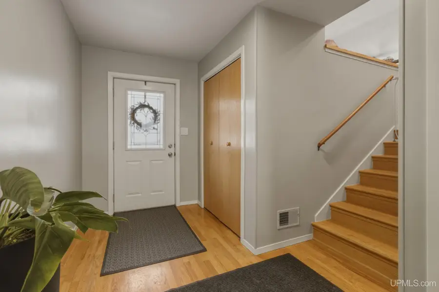 1860 Heikkala, Marquette, MI 49855 - #2