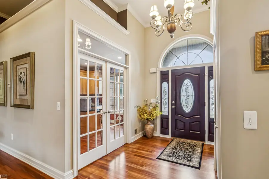 54361 Pine, New Baltimore, MI 48047 - #2