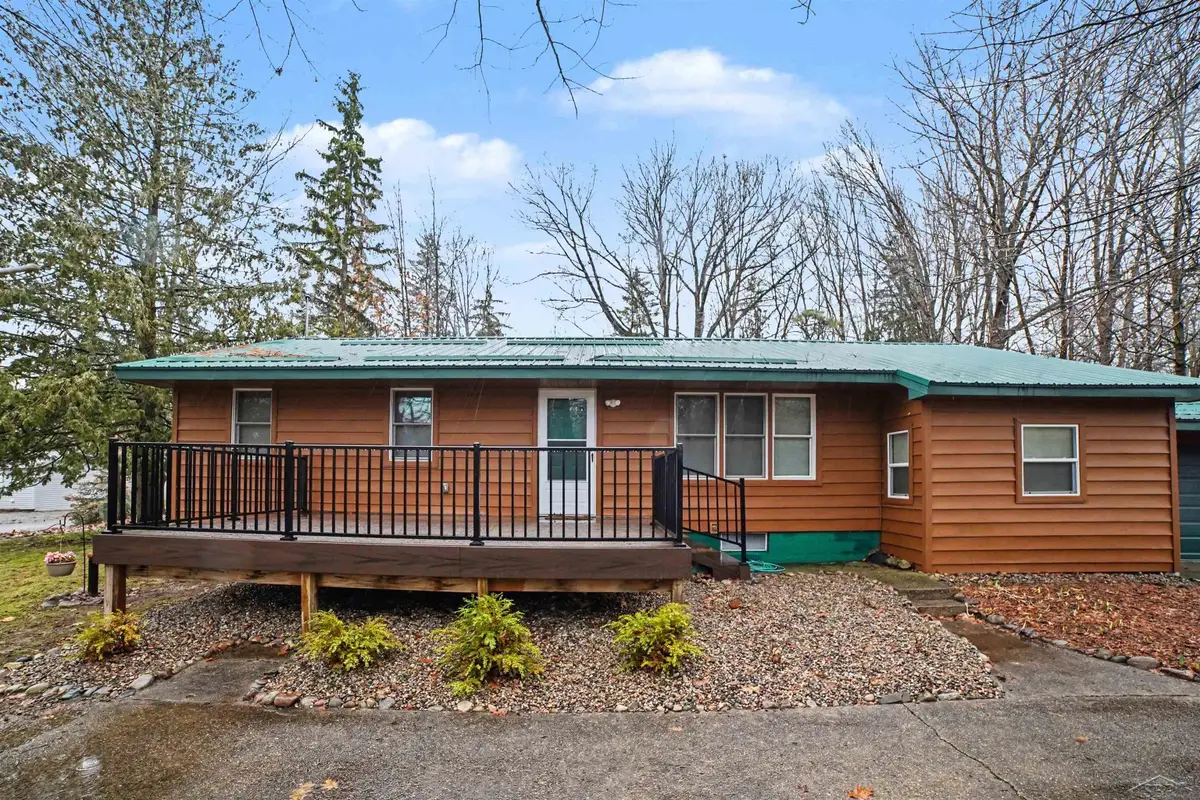 441 Hillcrest, Lake, MI 48632 - #1