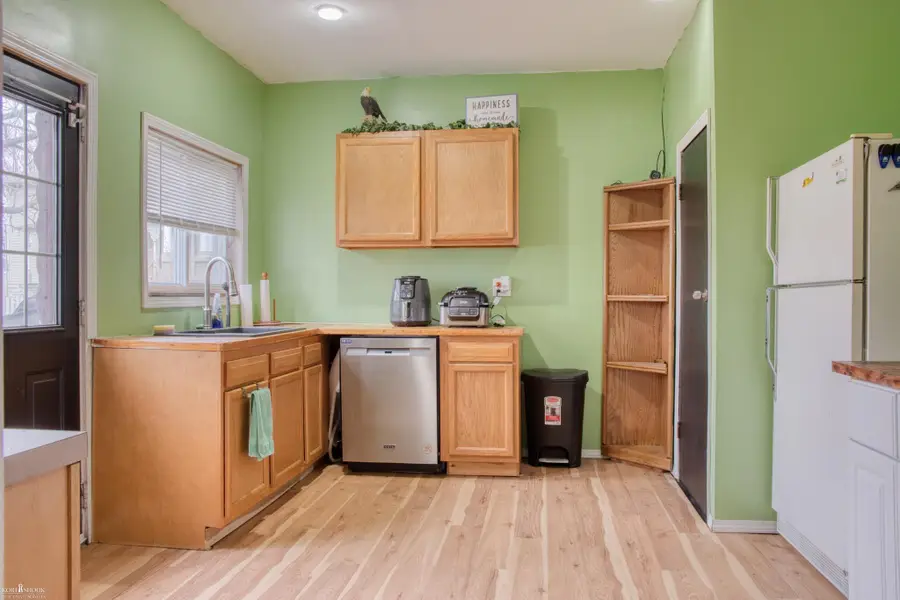 102 E Maple, Bancroft, MI 48414 - #3