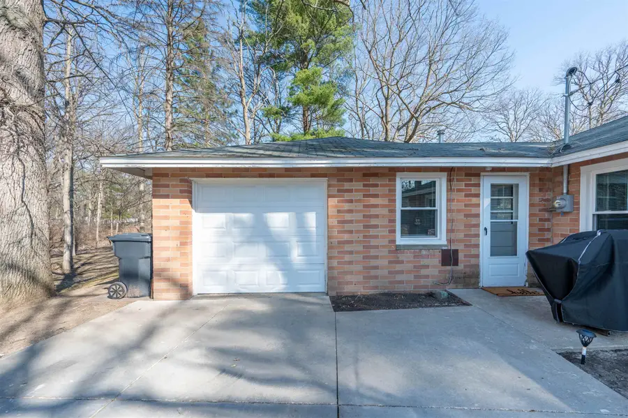 5000 Perrine, Midland, MI 48640 - #3