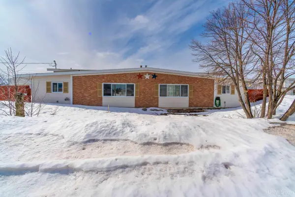 609-611 Talon, Gwinn, MI 49841