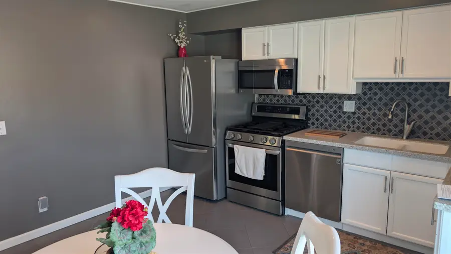 47475 Lizabeth #13, Chesterfield, MI 48047 - #2