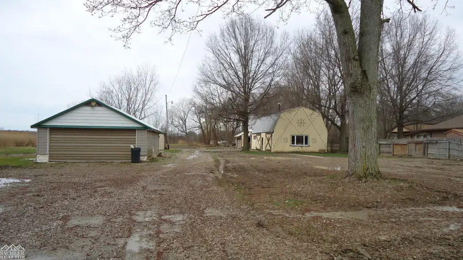 7670 River, Marine City, MI 48039 - #2