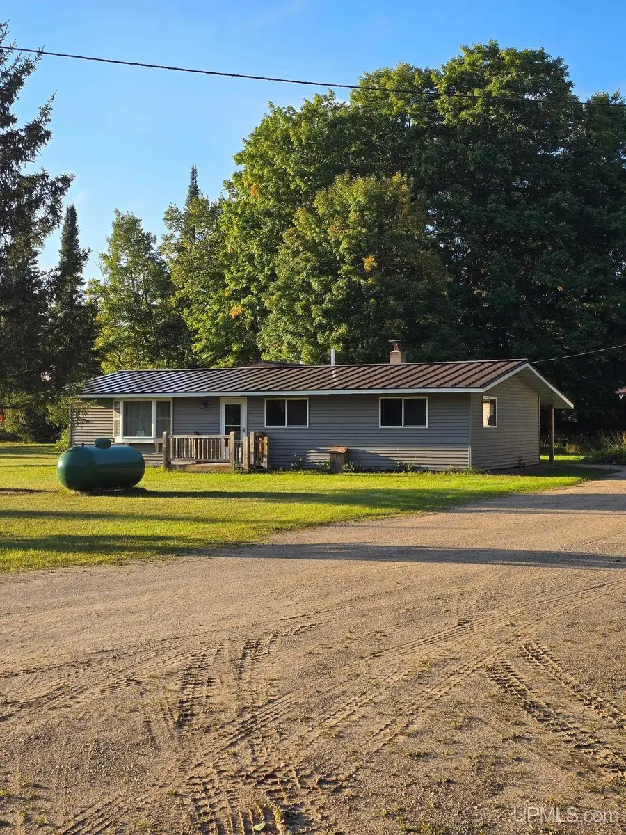 3712 E 26th, Chatham, MI 49816 - #3