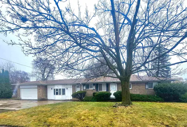 2604 Lapeer, Saginaw, MI 48601