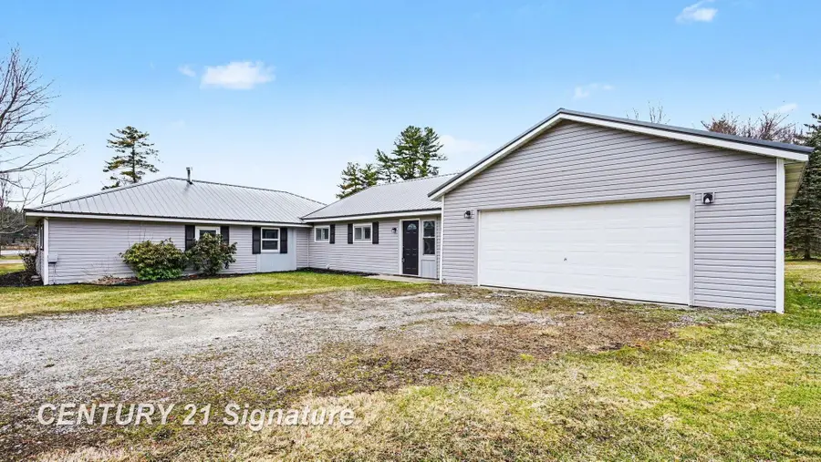 474 W Taylor, Sanford, MI 48657 - #2