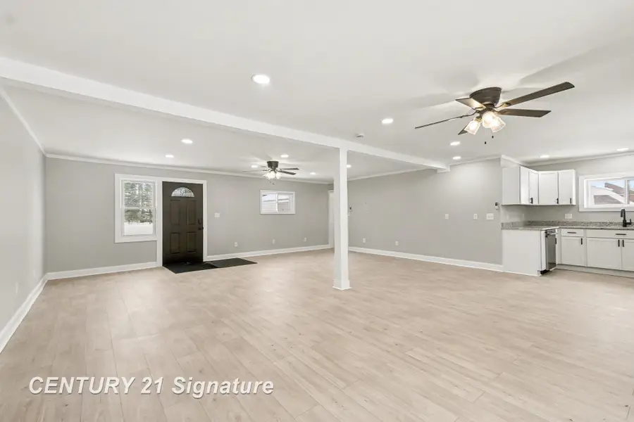 474 W Taylor, Sanford, MI 48657 - #3