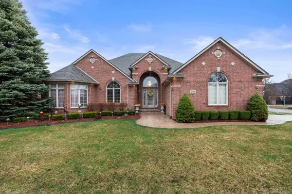 56446 Birkdale, Macomb, MI 48042