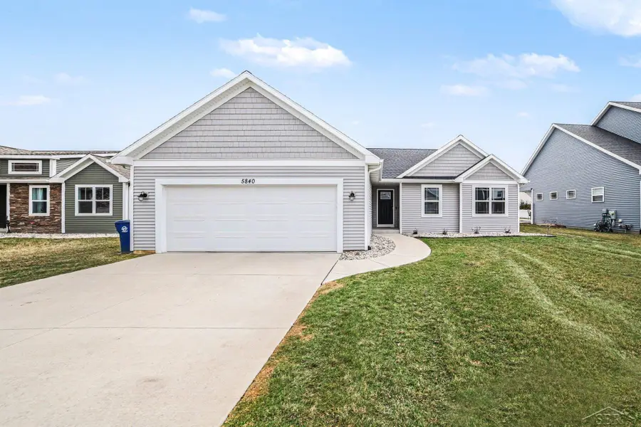 5840 Cotton Top, Freeland, MI 48623 - #2
