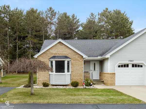 7262 Lakeshore, Lakeport, MI 48059