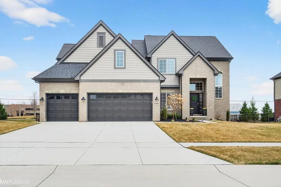 51624 Creek View, Chesterfield, MI 48051 - #2