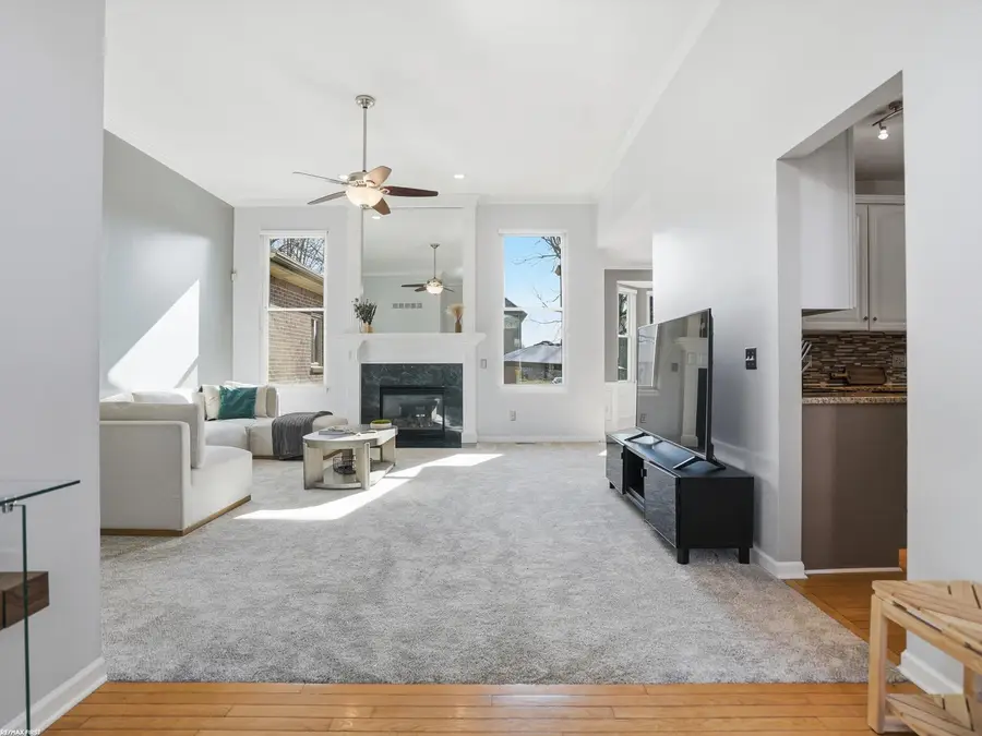 55076 Woods, Shelby, MI 48316 - #3