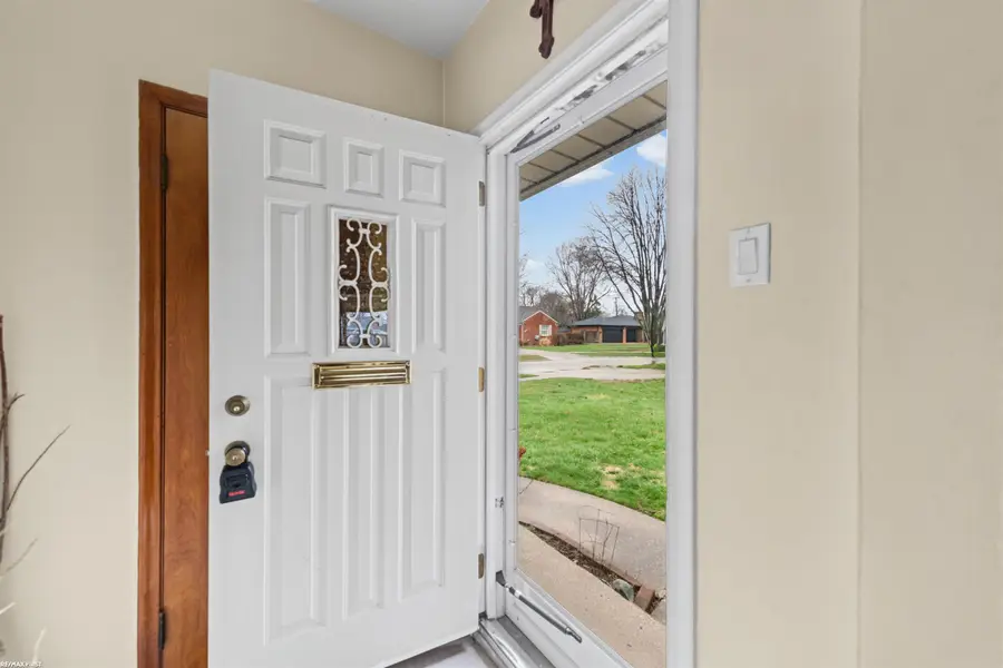 21831 Edgewood, Saint Clair Shores, MI 48080 - #3