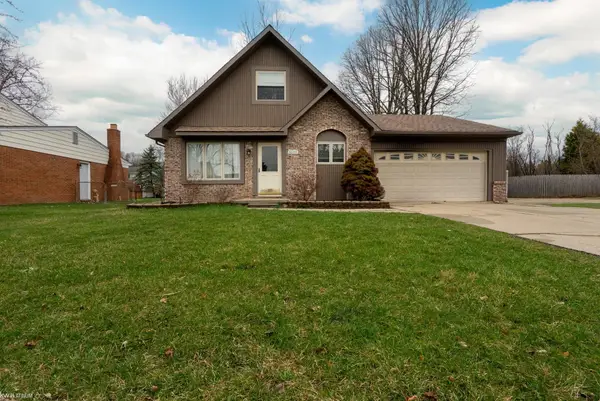 33153 Palmetto, Chesterfield Twp, MI 48047
