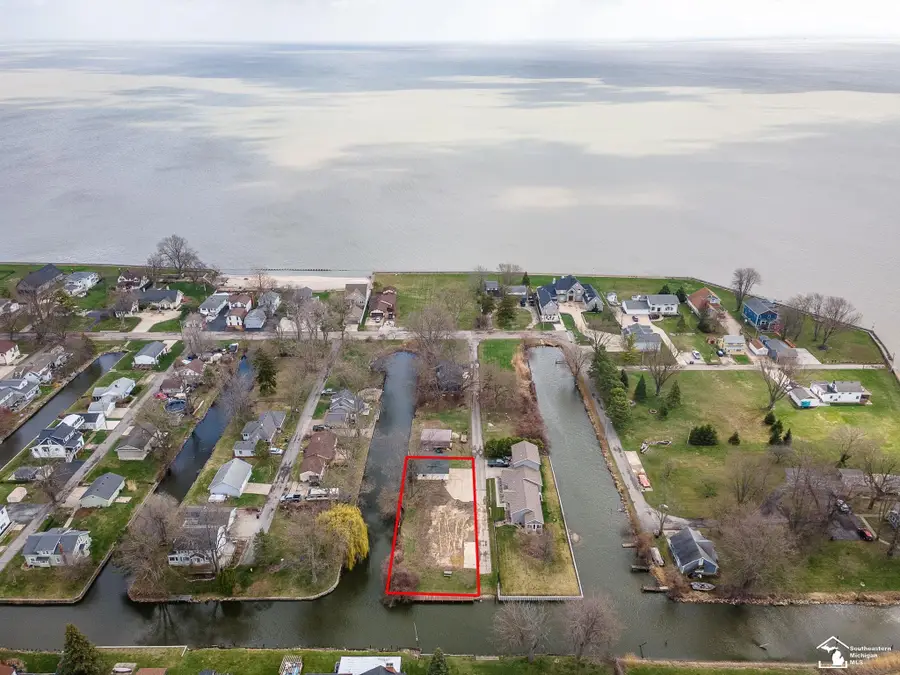 4332 Naples, Luna Pier, MI 48157 - #3