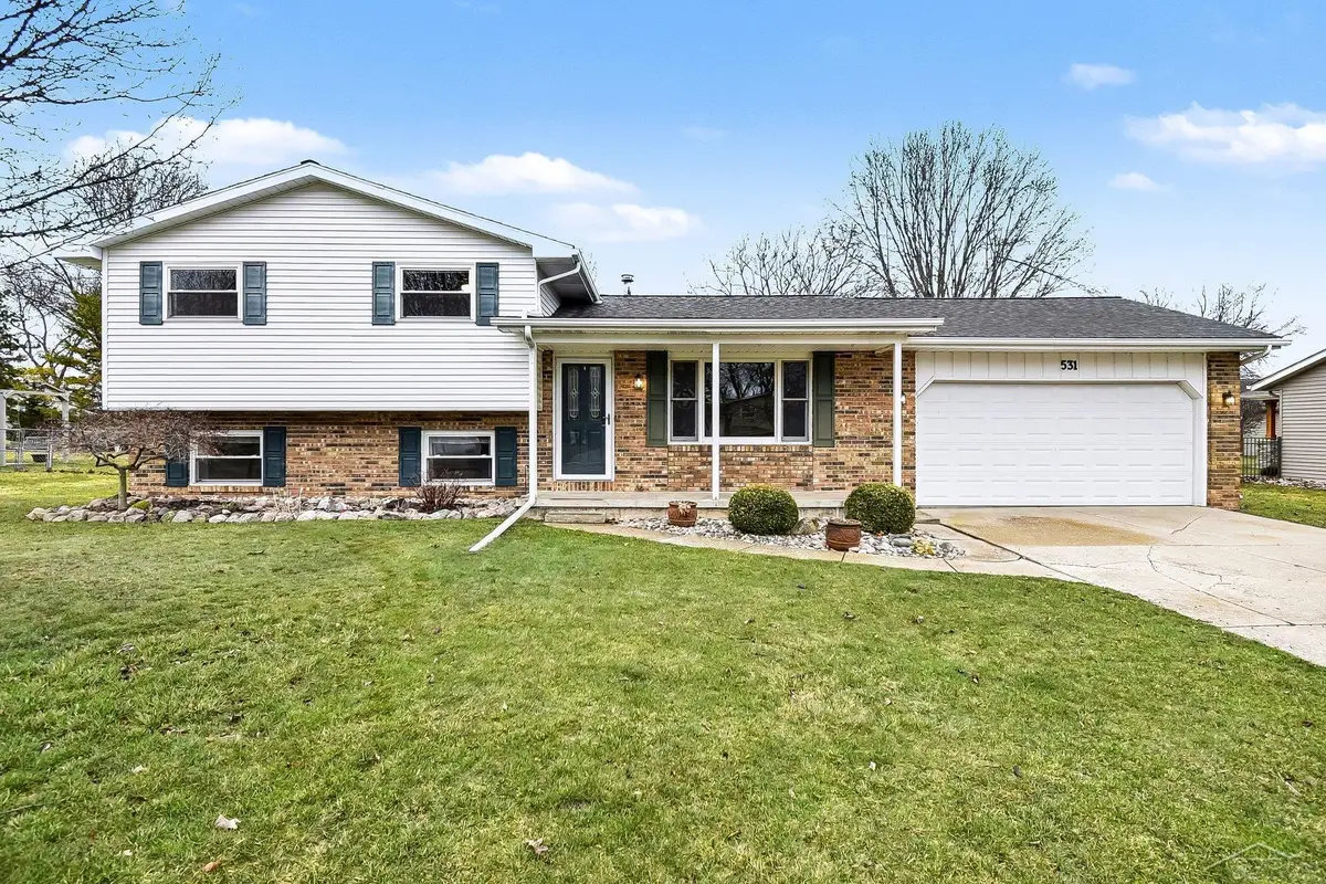 531 W Dawn, Freeland, MI 48623 - #1
