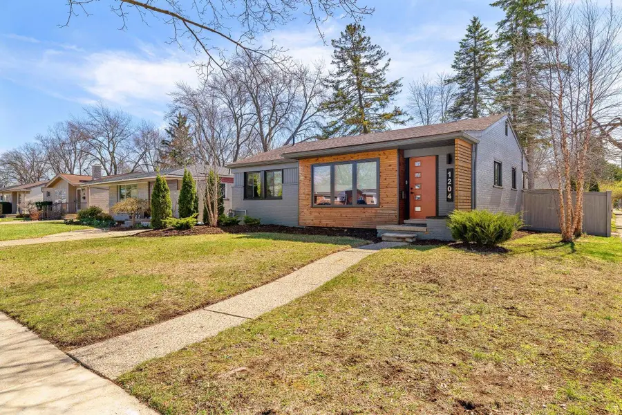 1204 Woodlawn, Royal Oak, MI 48073 - #2
