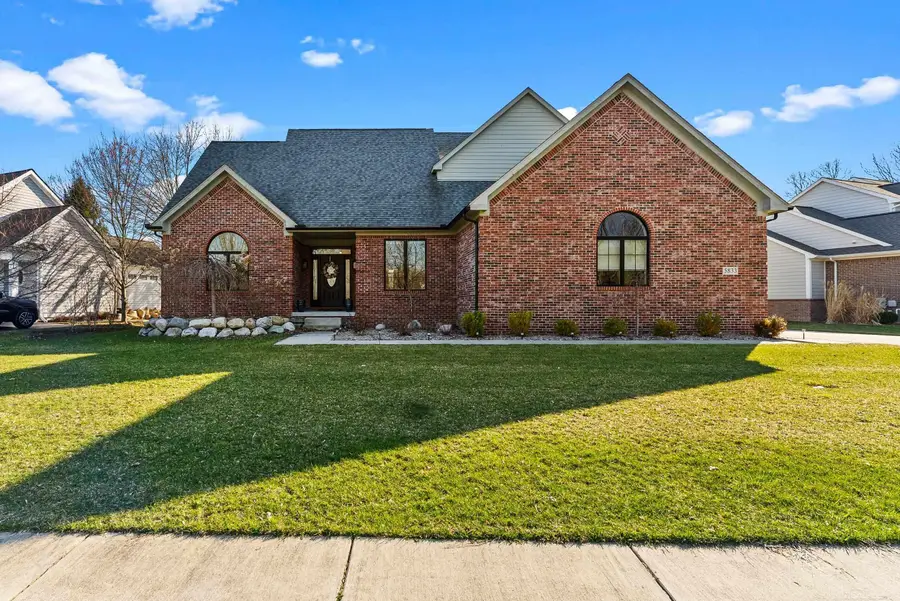 5833 Westwood, Grand Blanc, MI 48439 - #2